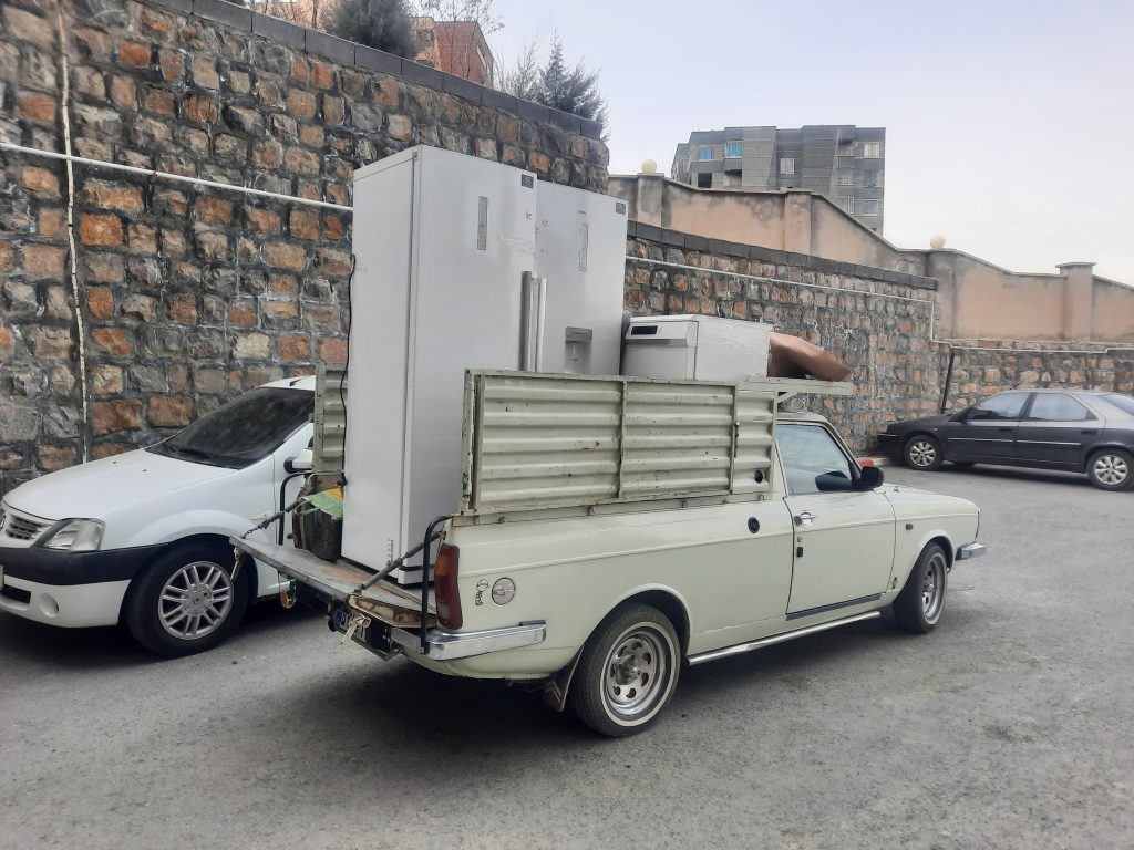 اسباب کشی باوانت درشهرسنندج